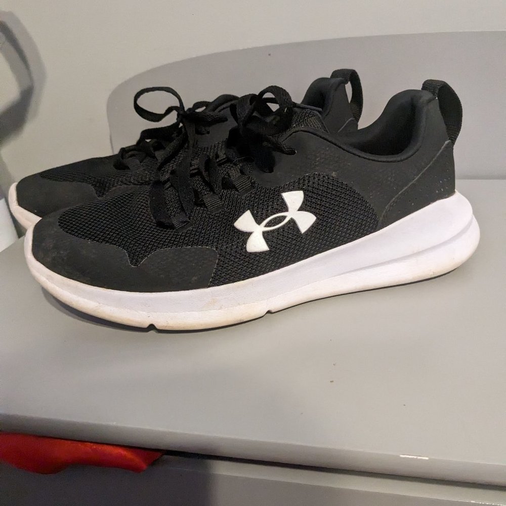 UNDER ARMOUR SHOES NEED MOVED